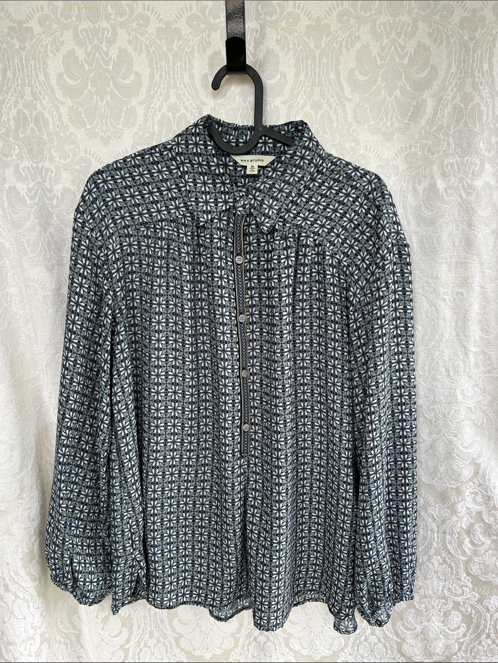 Max Studio Navy and White Geometric Pullover Blouse